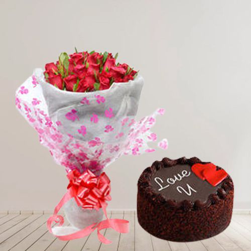 Cheerful Red Roses Bouquet with Chocolate Cake