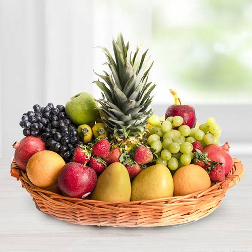 Fresh Seasonal Fruits Basket 3 Kgs