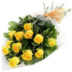 Stunning Yellow Roses Bouquet